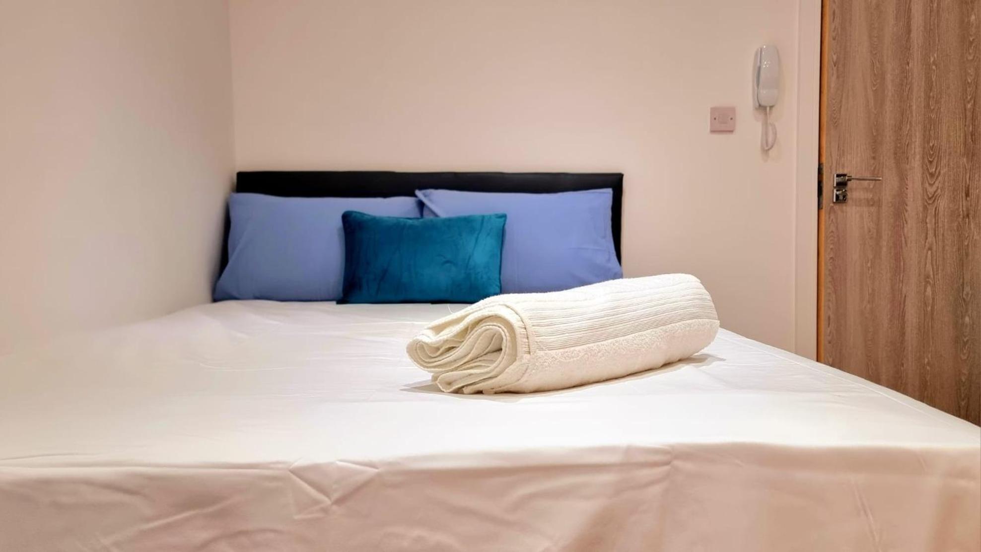 Brand New Collection Of Studios Close To Tube Station London Exterior photo